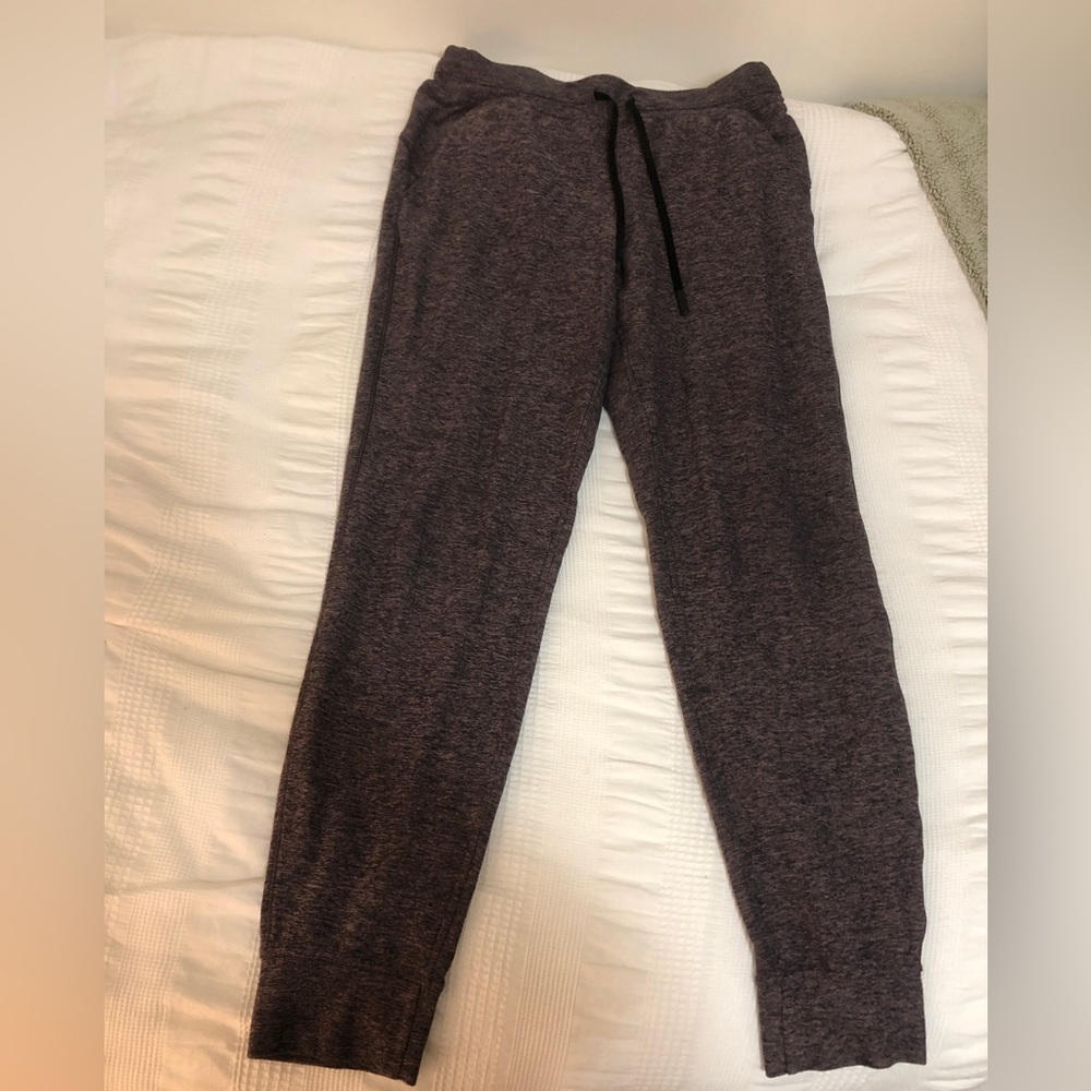 Lululemon Joggers size 8